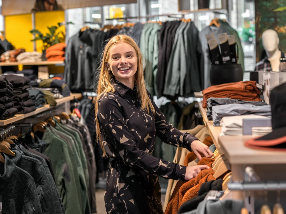 Winkel aanvullen en opruimen